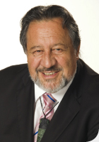 Dr Pita Sharples